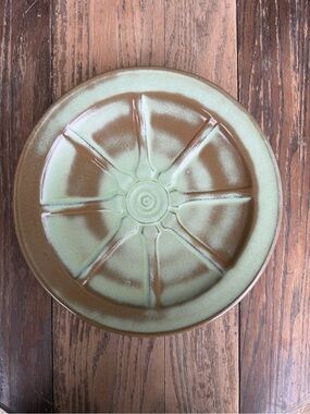 Frankoma 94FL Wagon Wheel Prairie Green Dinner Plate